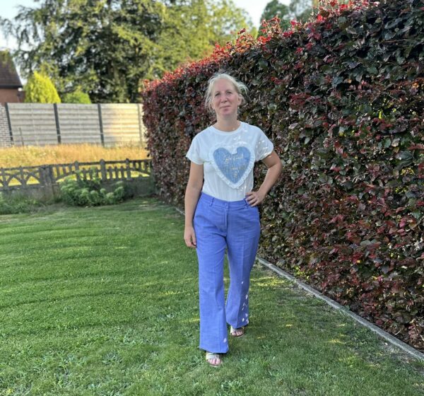 T-shirt jeans hart