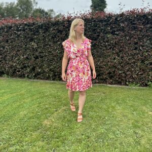roos geprint kleedje